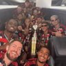 rafa. THE ROMANTIC 🌹 TETR4 e ENEA🔴⚫️ 的头像