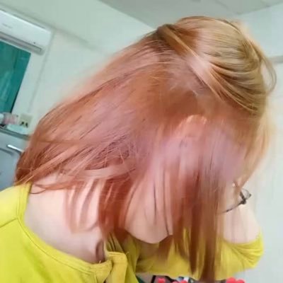 U n k n o w's profile picture