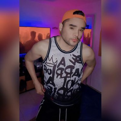 Oscar San 🌙💙😎's profile picture