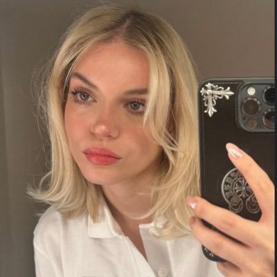 denofarkatar's profile picture