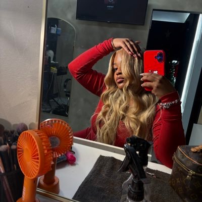 TP💐's profile picture