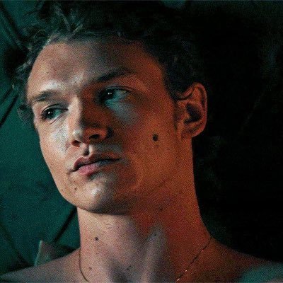 rose #81 🏒's profile picture