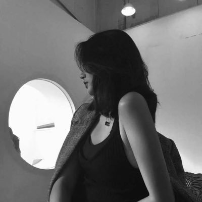 l9iWi's profile picture