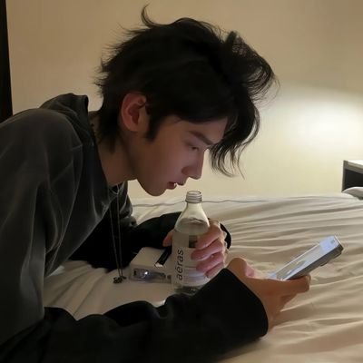 悲伤破忒头's profile picture