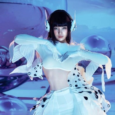 djmie712's profile picture