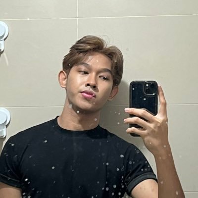 daven🪐's profile picture