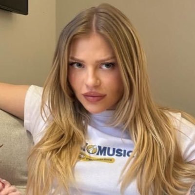 intersseira's profile picture