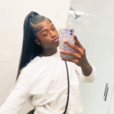 iamskymariee's profile picture