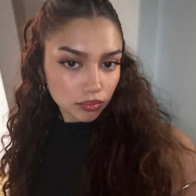 chelle 🩵's profile picture