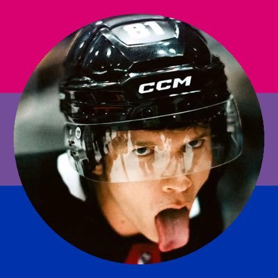 tonedeafandh0t's profile picture