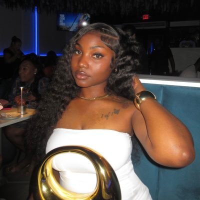 D's profile picture