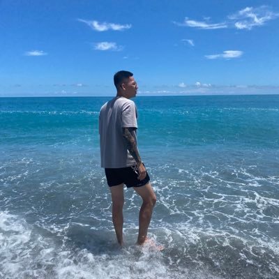 yixun19980824's profile picture