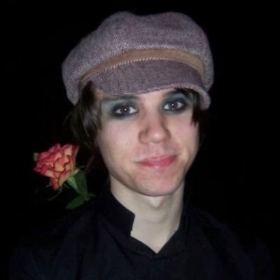 PortalsParfum's profile picture
