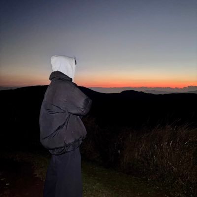 君子愛財's profile picture