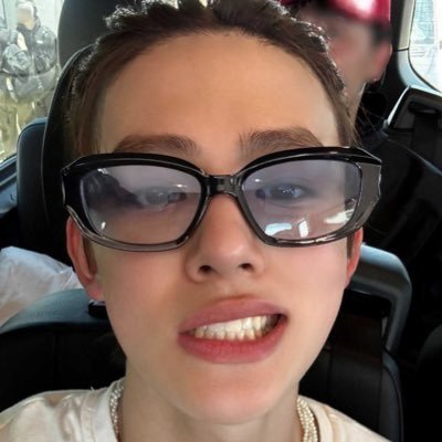우니's profile picture