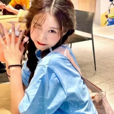 SusannaLat90228's profile picture