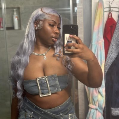 DeeDeeLovely43's profile picture