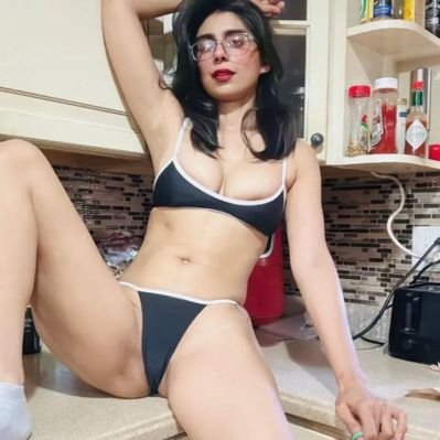 KaroolMool7543's profile picture