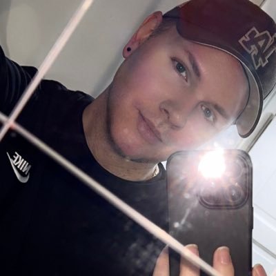 Pauly•C's profile picture