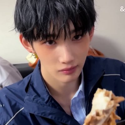 moe's profile picture