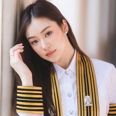 ELLIE 🧸's profile picture