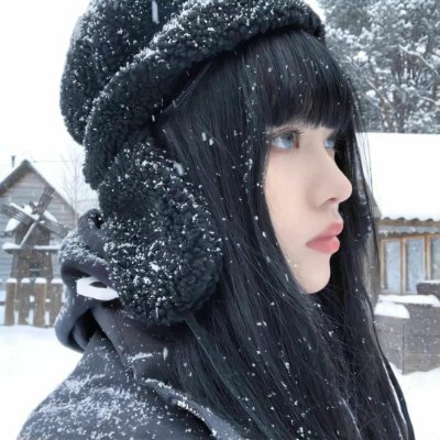 EWHR4388's profile picture