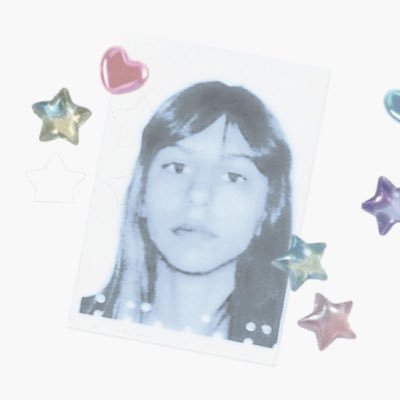 julia's profile picture