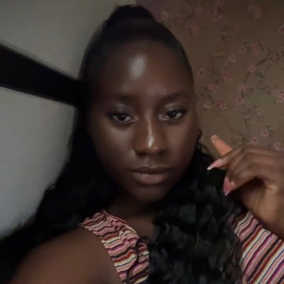 10 ✩'s profile picture