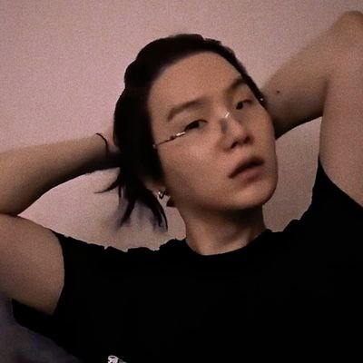 Nefeli Yoongi's hair is hazelnut pie's profile picture
