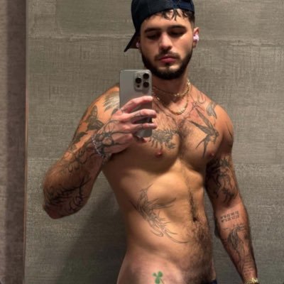 welcome sluts's profile picture
