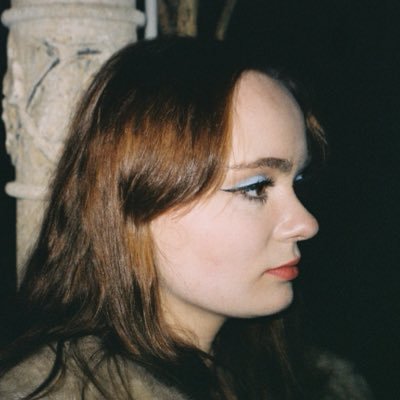 приколена's profile picture
