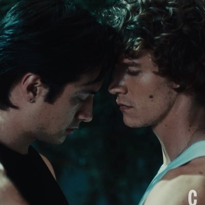 teamhollanov's profile picture