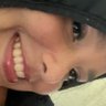 Julia Mello's profile picture