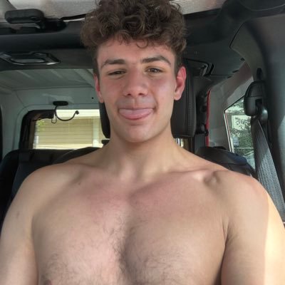 Luke Rivers 💪🎣😈's profile picture