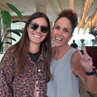 Fran Clement 🇨🇱💕's profile picture