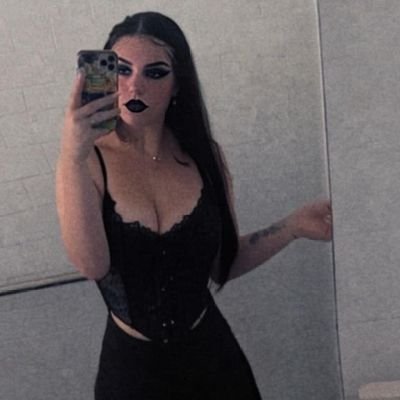 JulSaren's profile picture