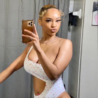 Baby🎴's profile picture