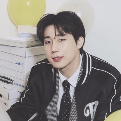 ꜱᴜɴɢᴋʏᴜꜱᴇᴀꜱᴏɴ🕶️'s profile picture