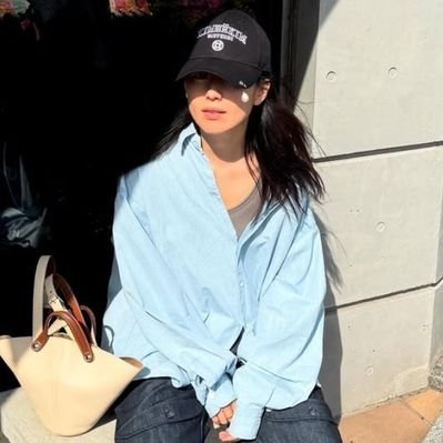 Ella's profile picture