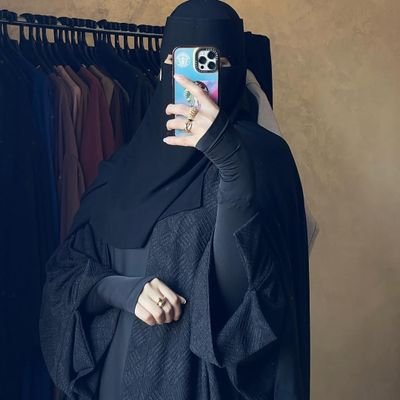 emy𓂆⚖️'s profile picture