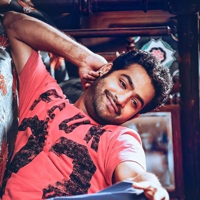 HarshaVardhan🐉's profile picture