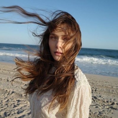 Elizabeth Olsen Now's profile picture