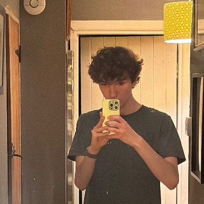 tom 🎸's profile picture