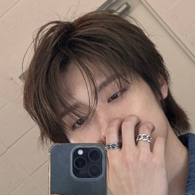 emi ˣᴴ's profile picture