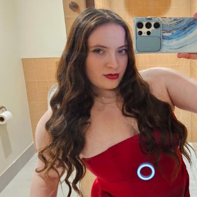 haneIizabeth's profile picture