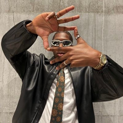 2/24 🇬🇳's profile picture