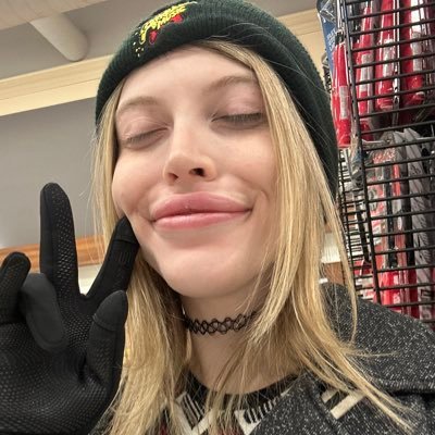 CeeBeeDoe's profile picture