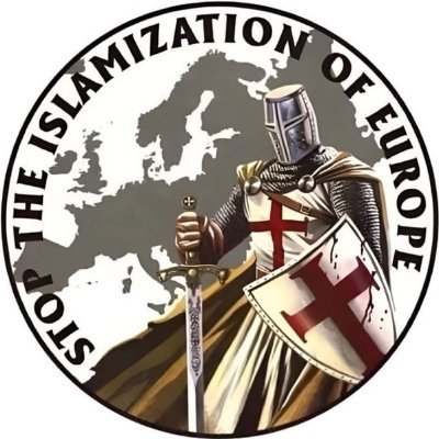 AdrianaQuarin's profile picture