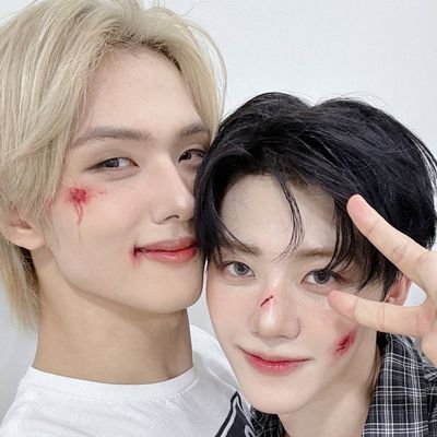 หม่าม๊าน้องจิตอง 웅's profile picture