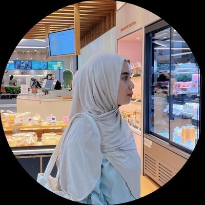 rurulistyana's profile picture